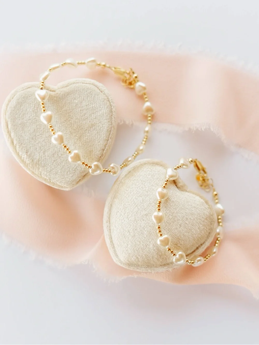 Cherished Moments Girls 14K Gold-Plated Heart Pearl Bracelet : Medium1-5 years